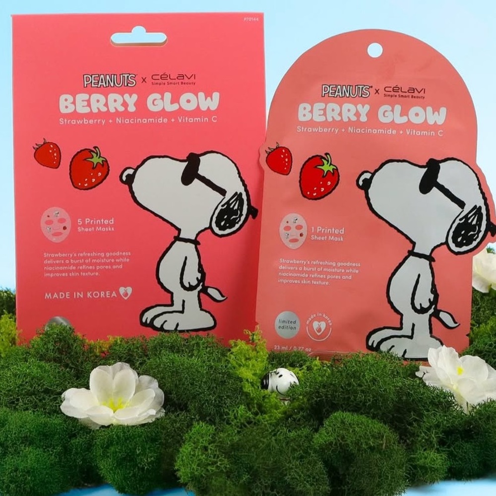 Peanuts x Celavi Berry Glow Masks Strawberry + Niacinamide + Vitamin C Box of 5